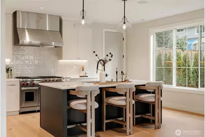 12811 SE 44th Place, Bellevue, WA 98006 - Photo 6