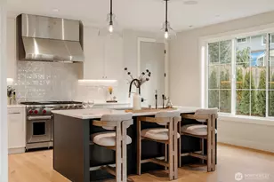 12811 SE 44th Pl, Bellevue, WA 98006 - Photo 6