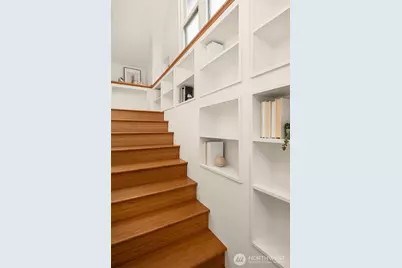 6756 17th Avenue NW, Seattle, WA 98117 - Photo 28