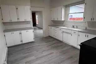 517 Water St, South Bend, WA 98586 - Photo 2