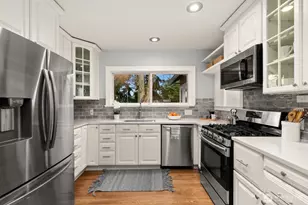 2568 28th Ave W, Seattle, WA 98199 - Photo 12