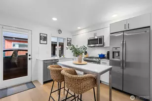 806 NW 50th St, Seattle, WA 98107 - Photo 10