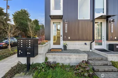 4801 Dayton Ave #A, Seattle, WA 98103 - Photo 2