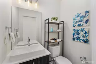 4801 Dayton Ave, Seattle, WA 98103 - Photo 8