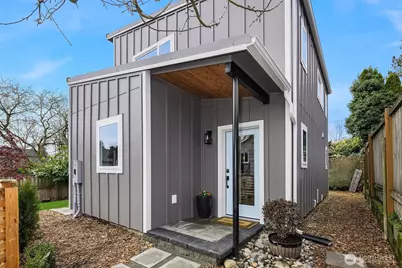 7521 12th Avenue NW, Seattle, WA 98117 - Photo 2