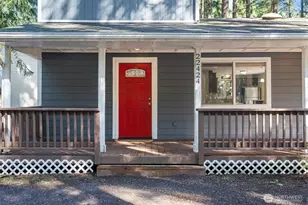 22424 Bluewater Dr SE, Yelm, WA 98597 - Photo 2