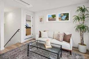 5026 35th Ave NE, Seattle, WA 98105 - Photo 12