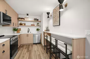 5026 35th Ave NE, Seattle, WA 98105 - Photo 8