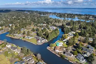 643 Quinault Ave SE, Ocean Shores, WA 98569 - Photo 36