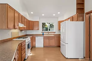 643 Quinault Ave SE, Ocean Shores, WA 98569 - Photo 18