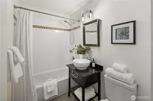 7106 California Ave SW, Seattle, WA 98136 - Photo 12