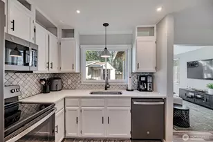 13825 Fender Dr, Lynnwood, WA 98087 - Photo 6