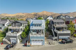 326 Porcupine Ln, Chelan, WA 98816 - Photo 1