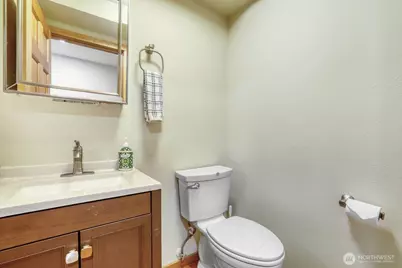 9615 NE 201st Street, Bothell, WA 98011 - Photo 10