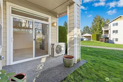 529 241st Lane SE, Sammamish, WA 98074 - Photo 24