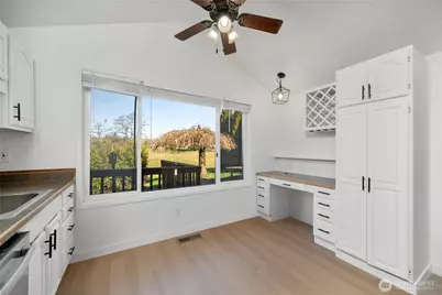 7918 W Golf Course Drive, Blaine, WA 98230 - Photo 8