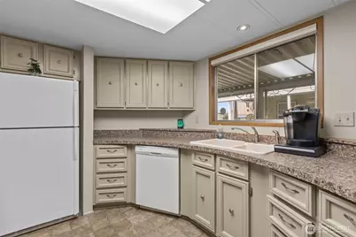 11436 SE 208th Street #152, Kent, WA 98031 - Photo 6