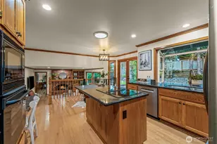 4712 241st Ave SE, Sammamish, WA 98029 - Photo 12