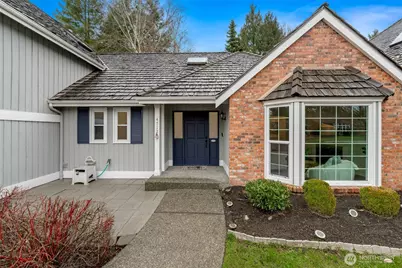 4712 241st Avenue SE, Sammamish, WA 98029 - Photo 2