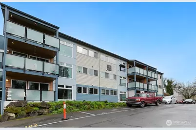 15146 65th Avenue S #505, Tukwila, WA 98188 - Photo 2