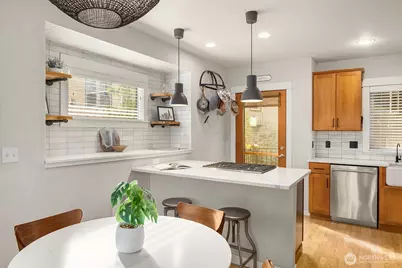 218 24th Avenue E #A, Seattle, WA 98112 - Photo 6