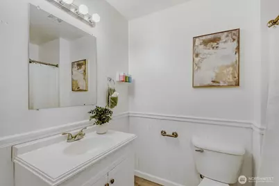 901 Marine View Drive #202, Everett, WA 98201 - Photo 24