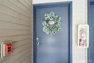 25025 SE Klahanie Blvd, Sammamish, WA 98029 - Photo 4