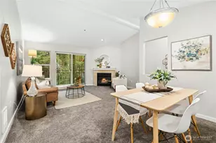 25025 SE Klahanie Blvd, Sammamish, WA 98029 - Photo 10