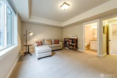 10139 NE 62nd Street #A, Kirkland, WA 98033 - Photo 8