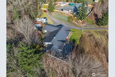 3827 90th Avenue E, Edgewood, WA 98371 - Photo 40