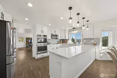 3827 90th Avenue E, Edgewood, WA 98371 - Photo 8