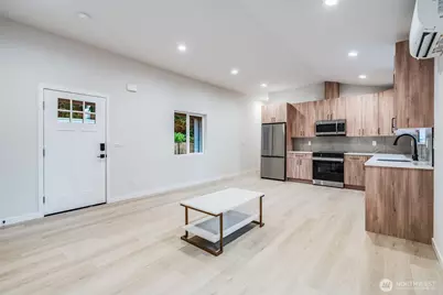 12531 25th Avenue NE #Unit A, Seattle, WA 98125 - Photo 10