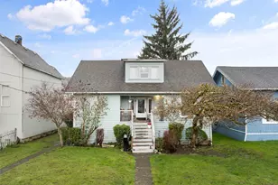 2719 Pacific Ave, Hoquiam, WA 98550 - Photo 1