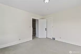 2403 N 44th St, Seattle, WA 98103 - Photo 20