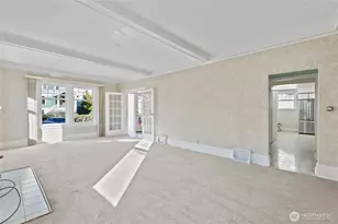 2403 N 44th St, Seattle, WA 98103 - Photo 10