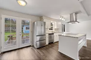 20512 81st Ave W, Edmonds, WA 98026 - Photo 10