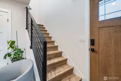 12531 25th Avenue NE #Unit C, Seattle, WA 98125 - Photo 16