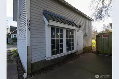608 Morris Street, La Conner, WA 98257 - Photo 8