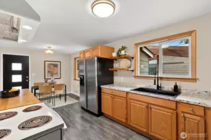 906 Redmond Ave NE, Renton, WA 98056 - Photo 8