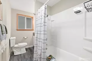 906 Redmond Ave NE, Renton, WA 98056 - Photo 14