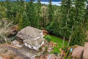 111 210th Pl NE, Sammamish, WA 98074 - Photo 2