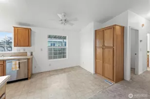 10526 60th St Ct E, Puyallup, WA 98372 - Photo 14