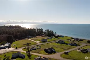 2691 Balboa Way, Coupeville, WA 98239 - Photo 32