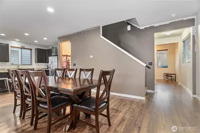 716 Brookstone Street, Mount Vernon, WA 98273 - Photo 6