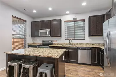 716 Brookstone Street, Mount Vernon, WA 98273 - Photo 12