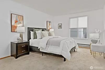 10501 8th Avenue NE #406, Seattle, WA 98125 - Photo 16