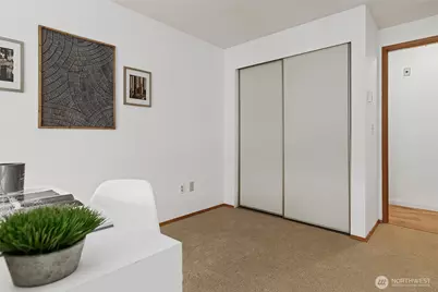 10501 8th Avenue NE #406, Seattle, WA 98125 - Photo 20