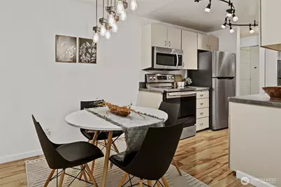 10501 8th Avenue NE #406, Seattle, WA 98125 - Photo 8