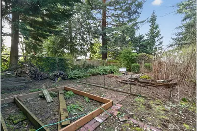 8707 Meridian Avenue N, Seattle, WA 98103 - Photo 28