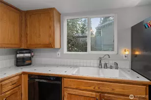 12617 125th Ave Ct E, Puyallup, WA 98374 - Photo 4